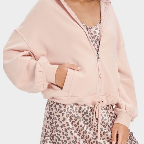 UGG ABBI HALF MOON SLEEVE ROSEWATER HOODIE NWT - Picture 14 of 14
